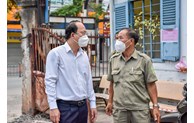 Phó Bí thư Thành ủy Nguyễn Hồ Hải kiểm tra công tác phòng, chống COVID-19 tại phường 6, quận Tân Bình